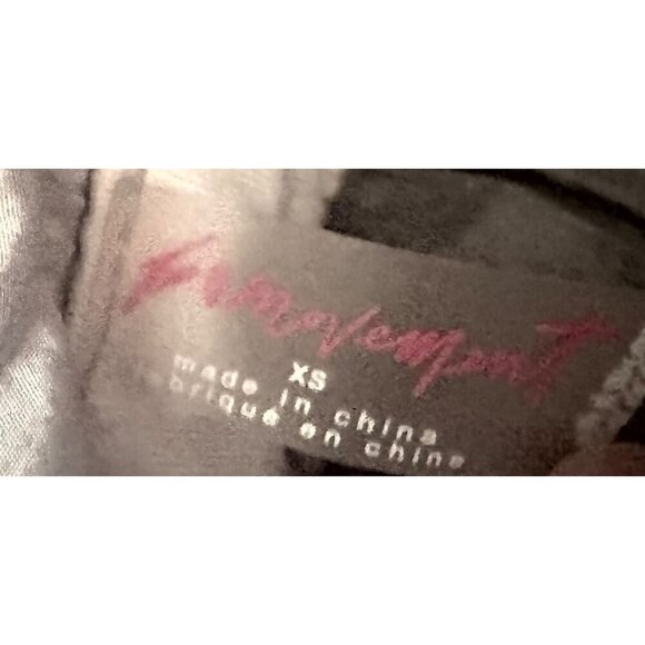 FREE PEOPLE Movement The Way Home Dolphin Hem Short Sz XS - Picture 7 of 8